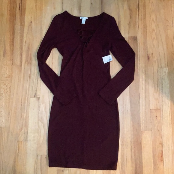 Charlotte Russe Dresses & Skirts - NWT Charlotte Russe body-con dress